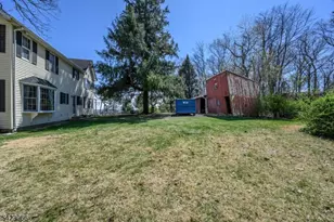 105 Morning Glory Rd, Green Brook Township, NJ 07059 - Photo 34