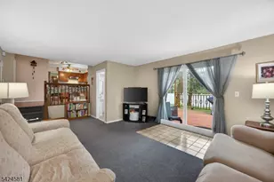 7 Chicopee Dr, Wayne Twp., NJ 07470 - Photo 14