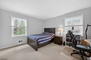 7 Chicopee Dr, Wayne Twp., NJ 07470 - Photo 20