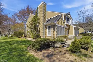 33 Eton Ct, Bedminster Township, NJ 07921 - Photo 2