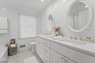 33 Eton Ct, Bedminster Township, NJ 07921 - Photo 22