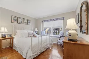 33 Eton Ct, Bedminster Township, NJ 07921 - Photo 26