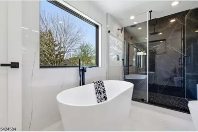 171 Edison St, Clifton, NJ 07013 - Photo 36