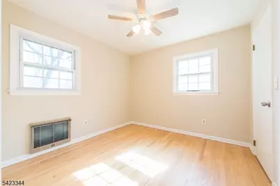 89 Sykes Ave, Livingston Twp., NJ 07039 - Photo 16