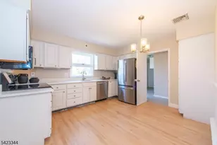 89 Sykes Ave, Livingston Twp., NJ 07039 - Photo 8