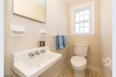 89 Sykes Ave, Livingston Twp., NJ 07039 - Photo 10