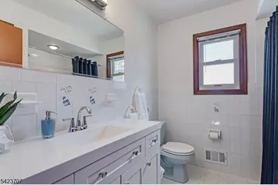 5 Liberty Ct, Garwood, NJ 07027 - Photo 12