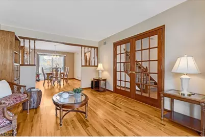 5 Liberty Ct, Garwood, NJ 07027 - Photo 2