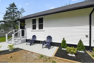 39 Fern Rd, Upper Deerfield Township, NJ 08302 - Photo 2