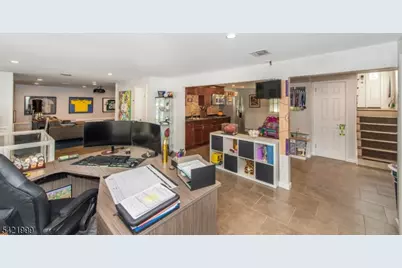 6 Melissa Dr, Totowa, NJ 07512 - Photo 28