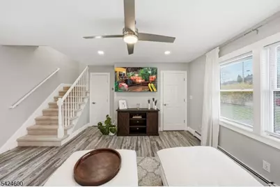 7 Jackson Ave, Vernon, NJ 07462 - Photo 26