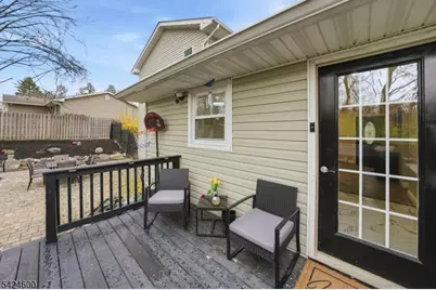 7 Jackson Ave, Vernon, NJ 07462 - Photo 34