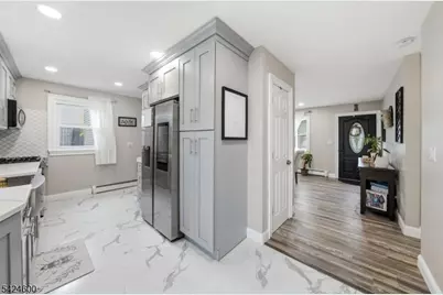 7 Jackson Ave, Vernon, NJ 07462 - Photo 12