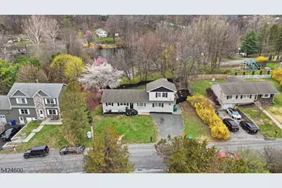 7 Jackson Ave, Vernon, NJ 07462 - Photo 1