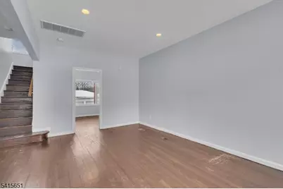 323 Van Houten Ave, Passaic, NJ 07055 - Photo 4