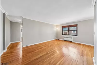 241 E Main St #2B, Bergenfield, NJ 07621 - Photo 6
