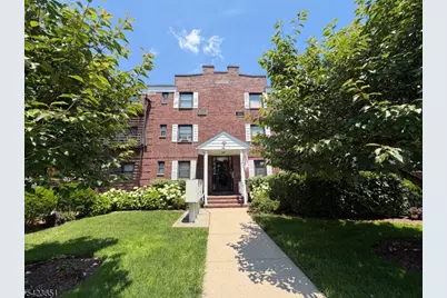 241 E Main St #2B, Bergenfield, NJ 07621 - Photo 12