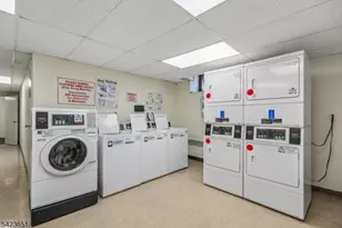 241 E Main St, Bergenfield, NJ 07621 - Photo 14