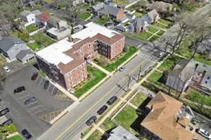 241 E Main St, Bergenfield, NJ 07621 - Photo 16