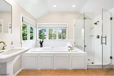 1438 Dunn Pkwy, Mountainside, NJ 07092 - Photo 16