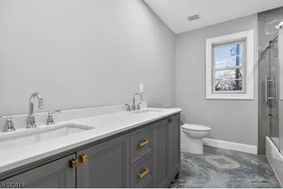 105 Woodfern Rd, Branchburg Township, NJ 08853 - Photo 34