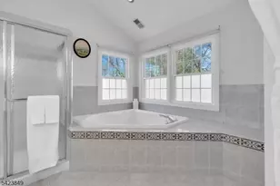 64 Bradley Ln, Bridgewater Twp., NJ 08807 - Photo 30