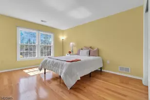 64 Bradley Ln, Bridgewater Twp., NJ 08807 - Photo 32