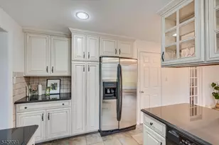 739 Willow St, Cranford Township, NJ 07016 - Photo 16