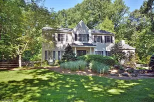 11 Devonald Dr, Bethlehem Township, NJ 08802 - Photo 2