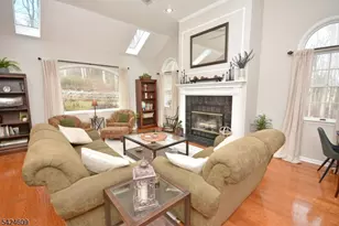 11 Devonald Dr, Bethlehem Township, NJ 08802 - Photo 14