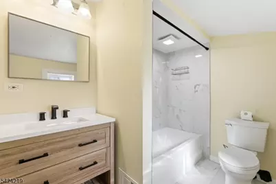 129 Willow Ave, Aberdeen Township, NJ 07747 - Photo 22