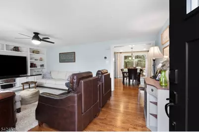 611 Boozer Ln, Hillsborough Township, NJ 08844 - Photo 10