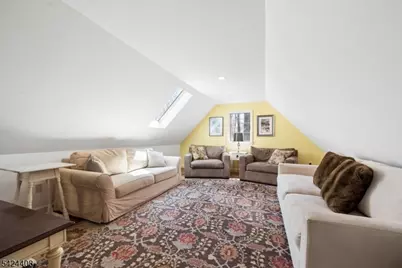 75 Farmersville Rd, Tewksbury Township, NJ 07830 - Photo 28