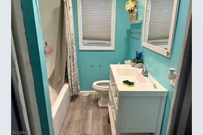 1411 Hussa St, Linden, NJ 07036 - Photo 6