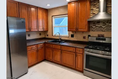 1411 Hussa St, Linden, NJ 07036 - Photo 2