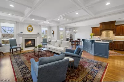 5 Green Way, New Providence, NJ 07974 - Photo 4