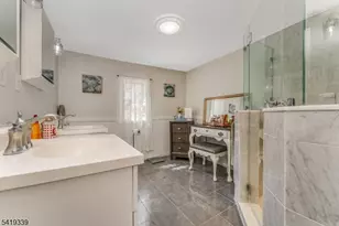 493 Route 614, Union Township, NJ 08802 - Photo 24