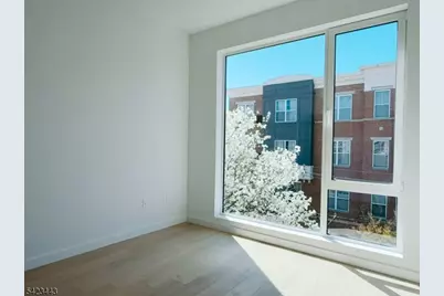 425 3rd St #315, Jersey City, NJ 07302 - Photo 2