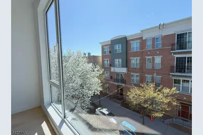 425 3rd St #315, Jersey City, NJ 07302 - Photo 1