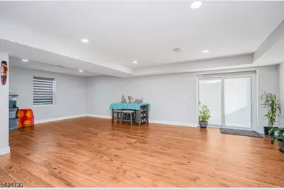 134 Union St, Carteret, NJ 07008 - Photo 16