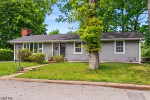 8 Wilcox Ave, Wharton, NJ 07885 - Photo 2