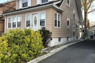 39 Wayne Ave, East Orange, NJ 07018 - Photo 4