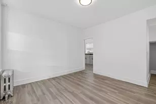 129 Brookwood St, East Orange, NJ 07018 - Photo 6
