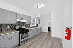 129 Brookwood St, East Orange, NJ 07018 - Photo 8