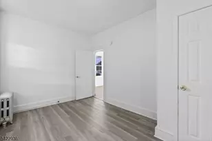 129 Brookwood St, East Orange, NJ 07018 - Photo 12