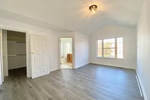 373 Stonehenge Dr, Lopatcong Township, NJ 08865 - Photo 8