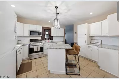 1401 Mount Holly Rd, Burlington Twp., NJ 08016 - Photo 4
