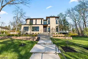9 Farbrook Dr, Millburn, NJ 07078 - Photo 48