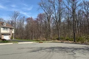 9 Pembrook Ln, Mount Olive, NJ 07828 - Photo 32