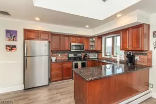 33 Lawrence Rd, Randolph Township, NJ 07869 - Photo 8